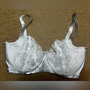 VS Dream Angel Bra